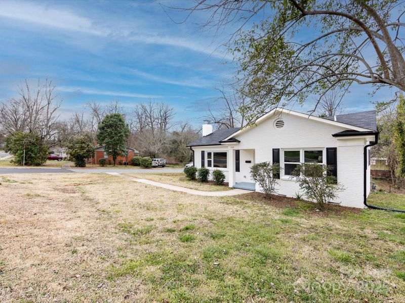 2286 Kilborne Dr, Charlotte, NC 28205