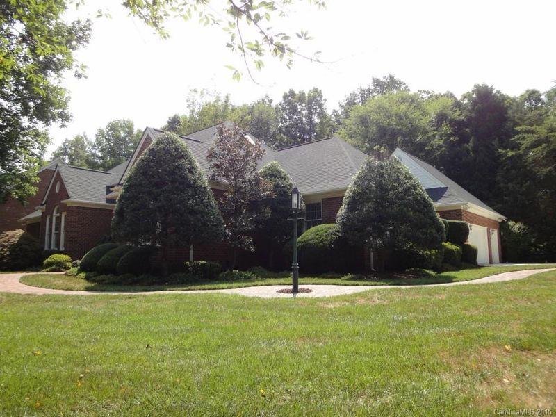 17937 River Ford Dr, Davidson, NC 28036