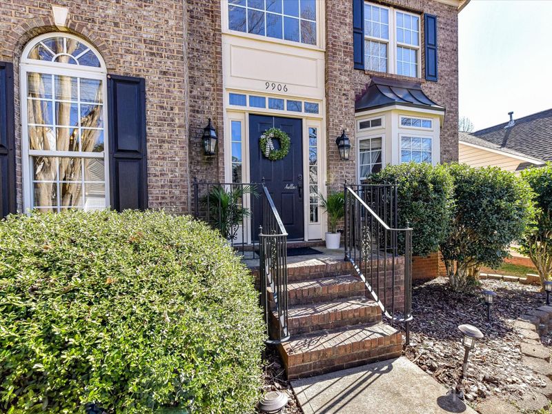 9906 Mitchell Glen Dr, Charlotte, NC 28277