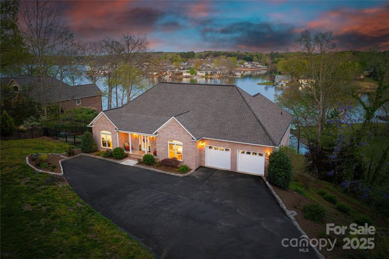 4164 54th Ave NE, Hickory, NC 28601