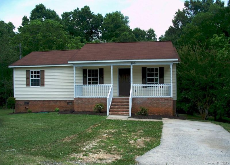 100 Hicks St #15, Cherryville, NC 28021