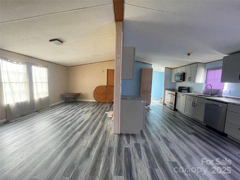 134 Garett Ln, Harmony, NC 28634