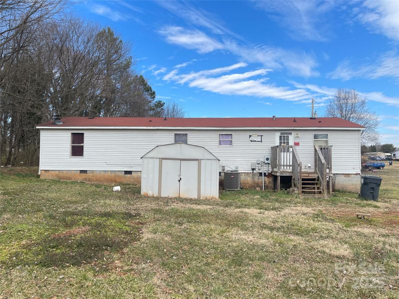 134 Garett Ln, Harmony, NC 28634