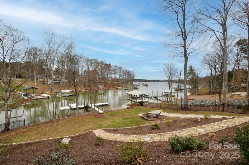 4543 Stonesthrow Dr, Denver, NC 28037