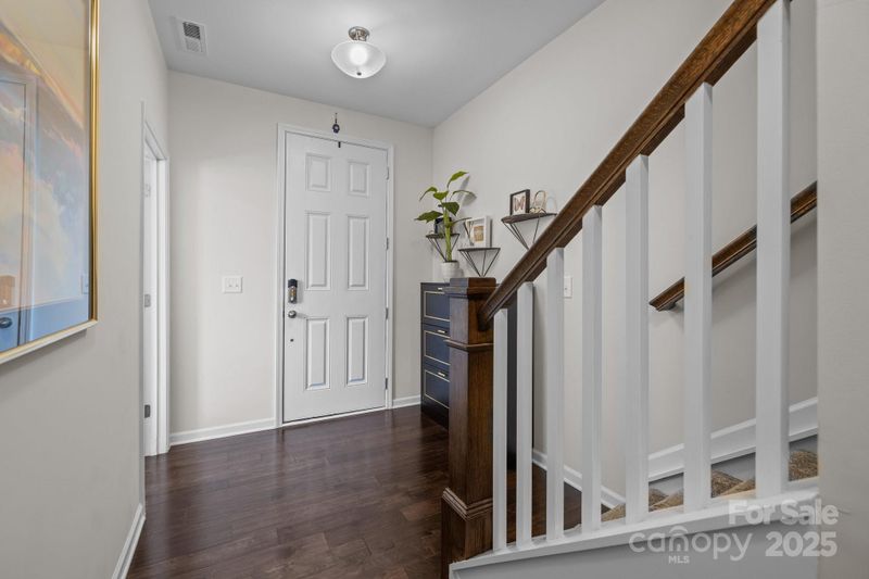 9804 Ainslie Downs St, Charlotte, NC 28273