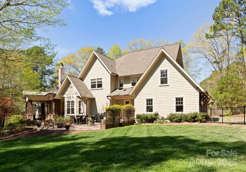 13215 Claysparrow Rd, Charlotte, NC 28278