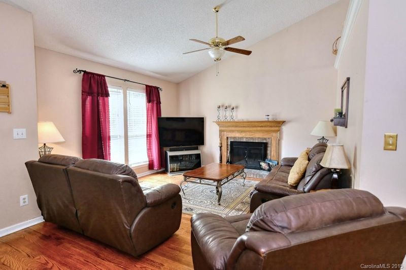 12504 Agate Ln #7, Pineville, NC 28134