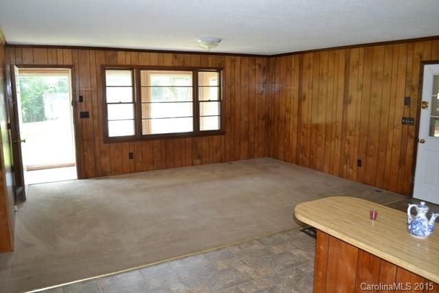 5867 Robinhood Rd, Fort Lawn, SC 29714