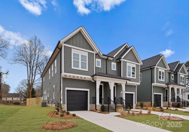 2070 Eaton Rd, Charlotte, NC 28205