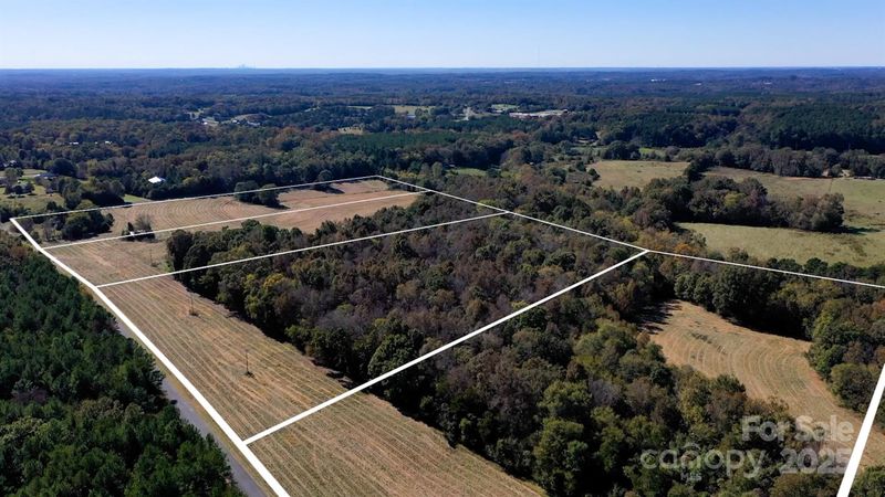 4182 Heathcliff Rd, Concord, NC 28025