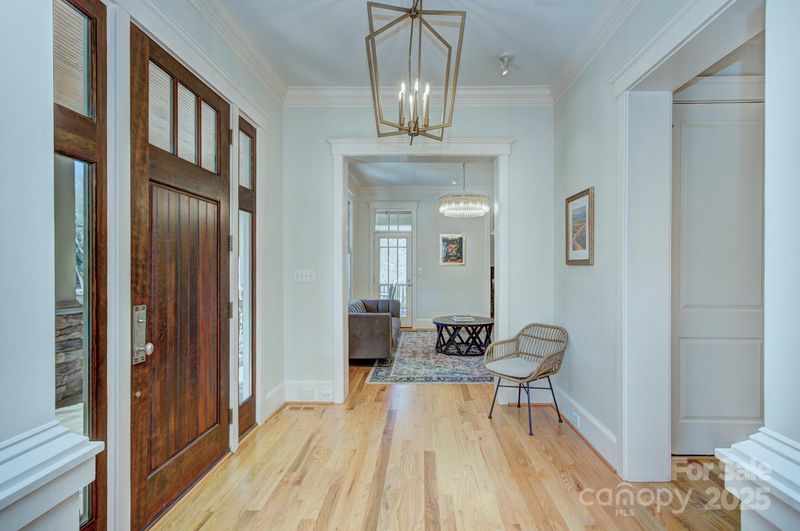 324 Wendover Hill Ct, Charlotte, NC 28211