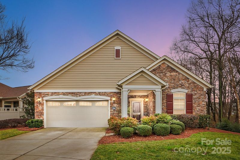 1209 Waypoint Ct, Matthews, NC 28104