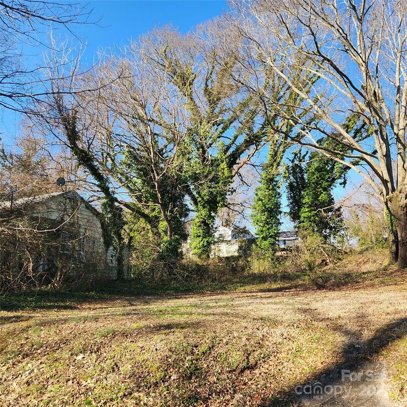 1013 N Boyce St, Gastonia, NC 28052