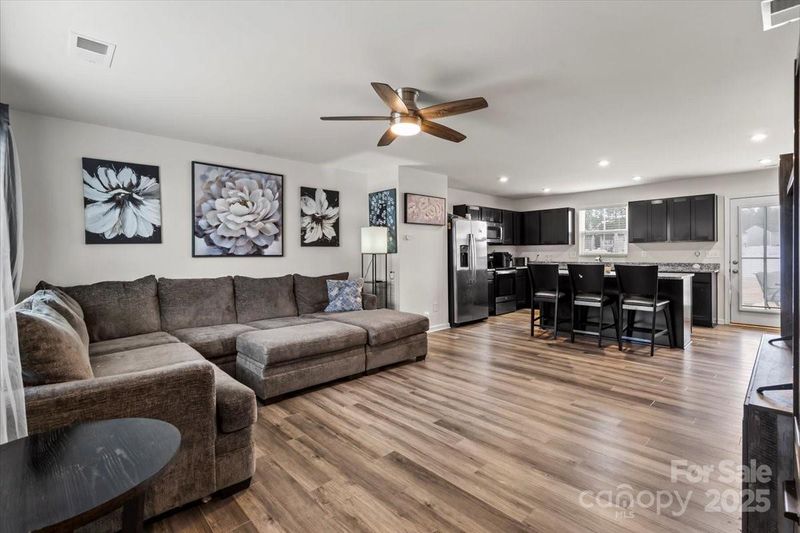 668 Pointe Andrews Dr SW #93, Concord, NC 28025