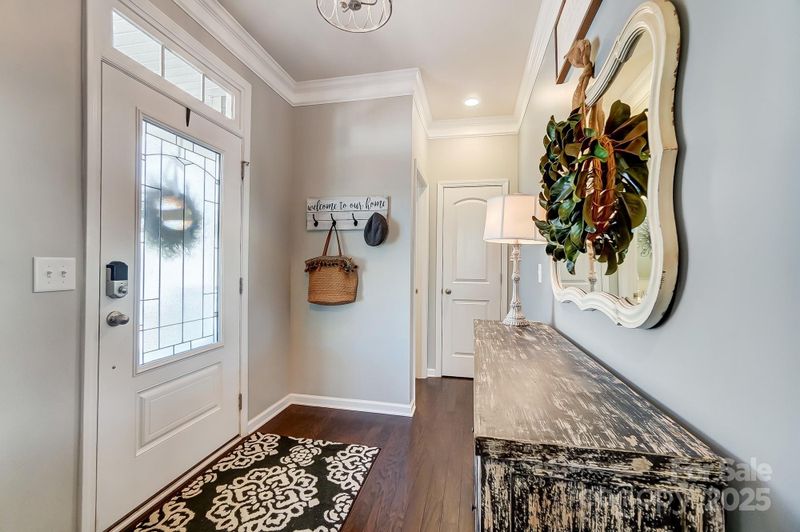 7035 Walnut Branch Ln, Charlotte, NC 28277