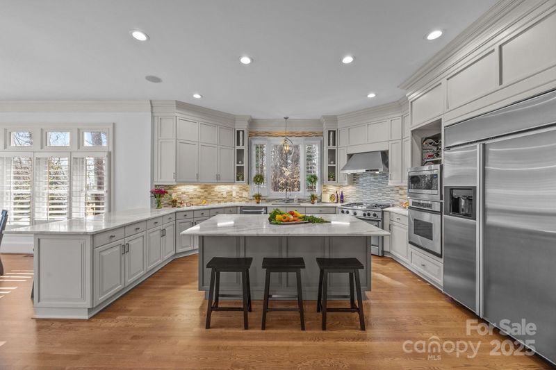 18302 Town Harbour Rd, Cornelius, NC 28031