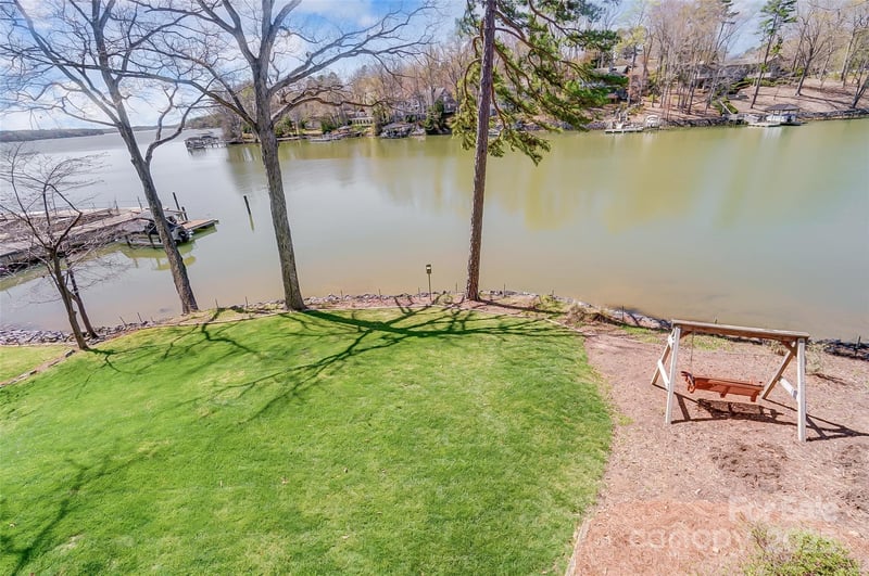 11 Courageous St, Lake Wylie, SC 29710