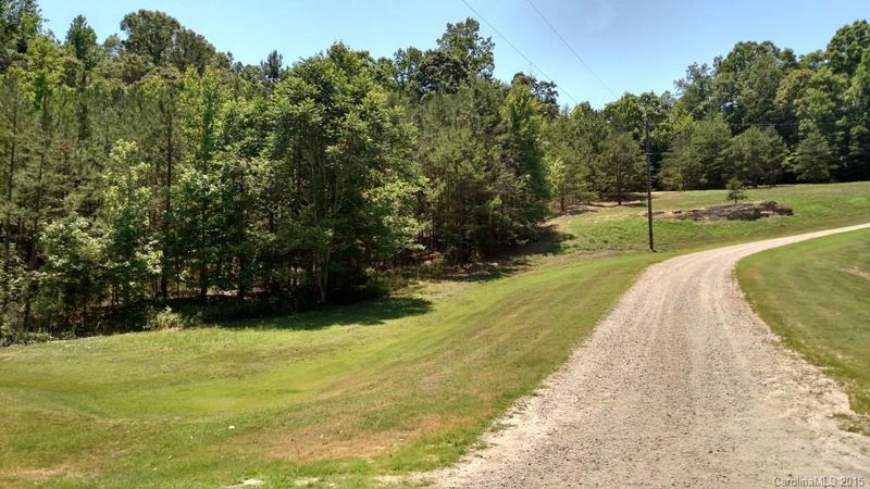 4505 Rainbow Dr, Kannapolis, NC 28081