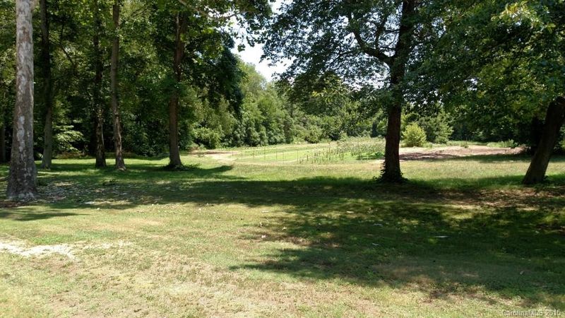 4505 Rainbow Dr, Kannapolis, NC 28081
