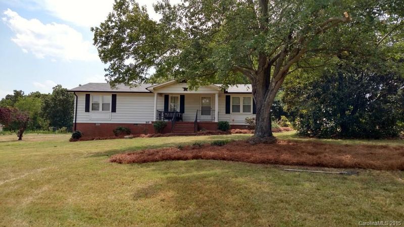 4505 Rainbow Dr, Kannapolis, NC 28081