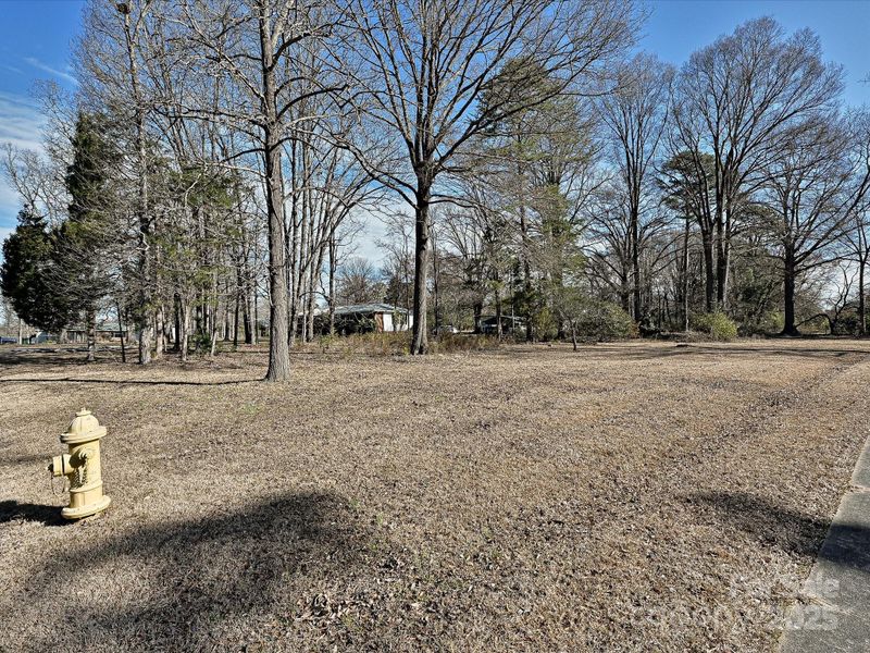 1030 Norwich Rd, Charlotte, NC 28227