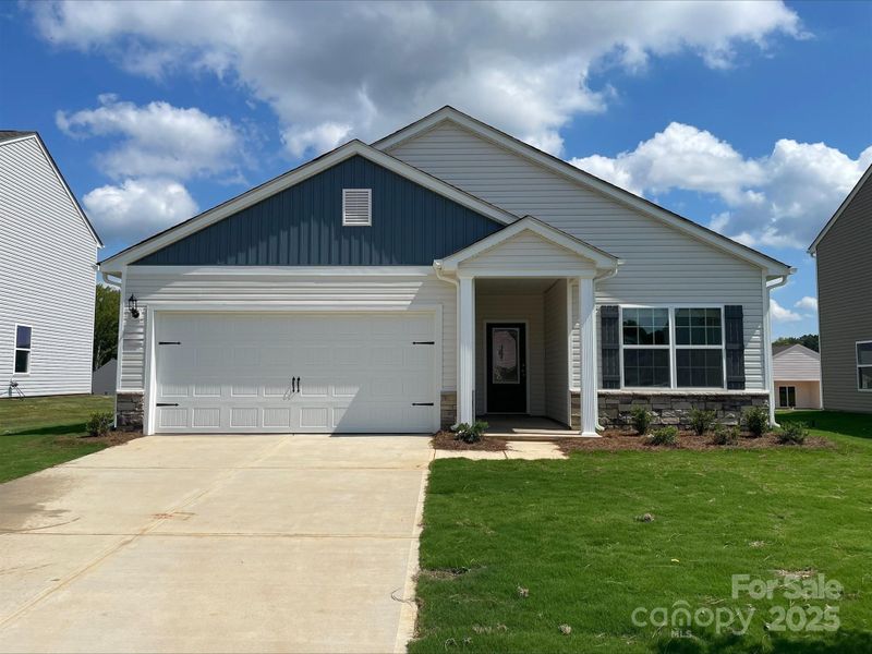 3527 Clover Valley Dr, Gastonia, NC 28052