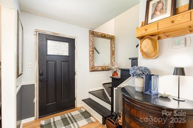 307 Matthews Crossing Dr, Matthews, NC 28105