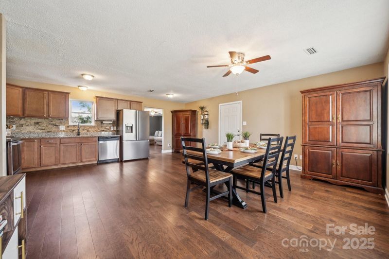 805 Island Ford Rd, Maiden, NC 28650