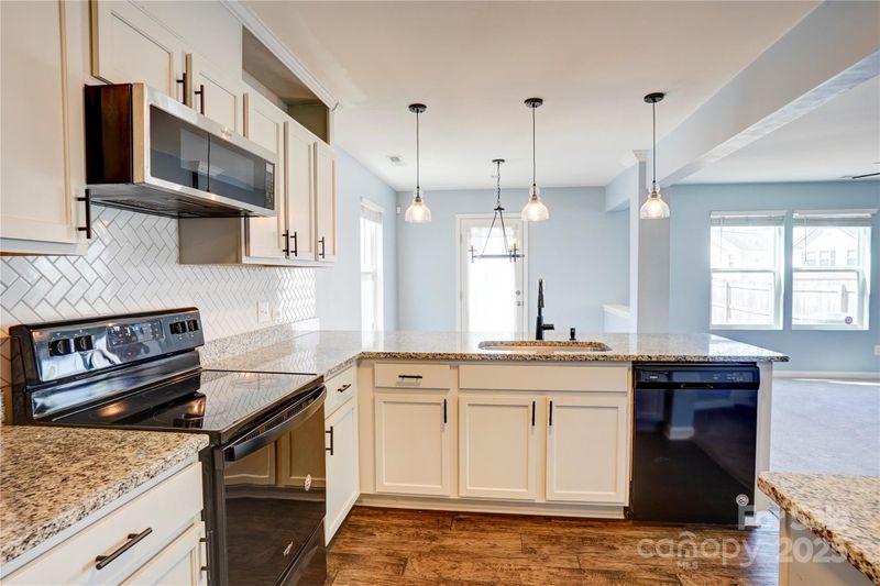 412 Newfound Hollow Dr, Charlotte, NC 28214