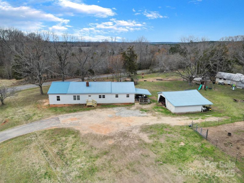 836 Love Rd, Blackstock, SC 29014