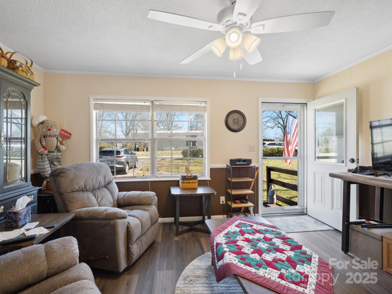 506 Bond St, Cherryville, NC 28021