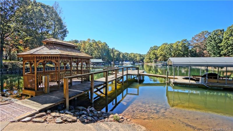 7758 Bankhead Rd, Denver, NC 28037