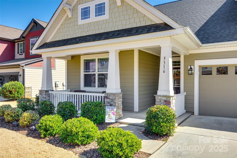 5316 Baker Ln, Clover, SC 29710