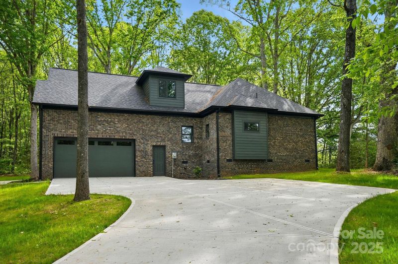 3738 Glen Arbor Dr, Maiden, NC 28650