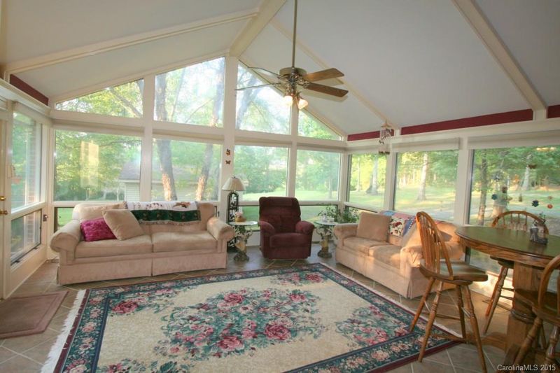 416 Mammoth Oaks Dr, Concord, NC 28025