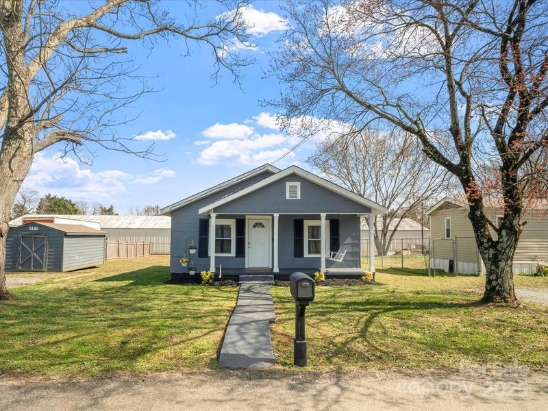 125 Ashe St, Gastonia, NC 28056