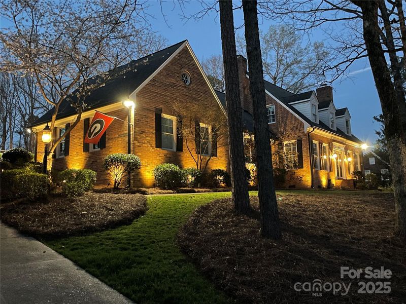 341 Beckwick Ln, Concord, NC 28025