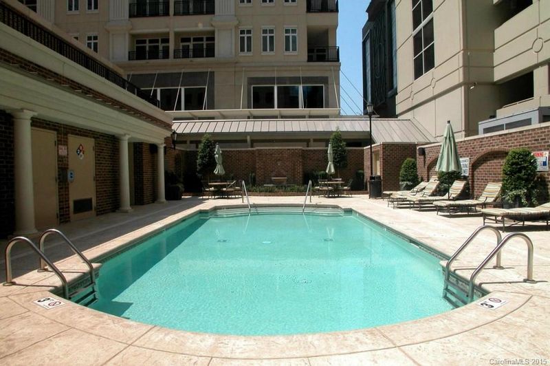 230 S Tryon St #1101, Charlotte, NC 28202
