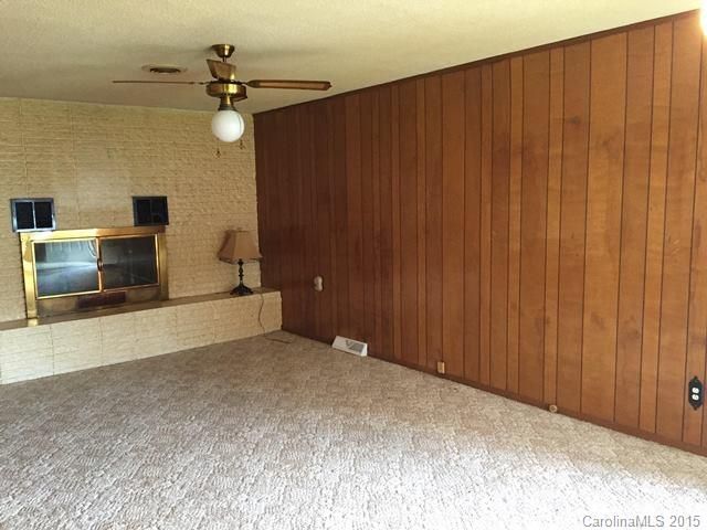 1406 Hickory Grove Rd, Gastonia, NC 28056