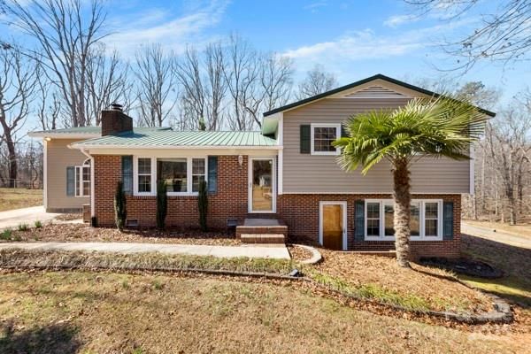 121 Alexis Forest Dr, Stanley, NC 28164
