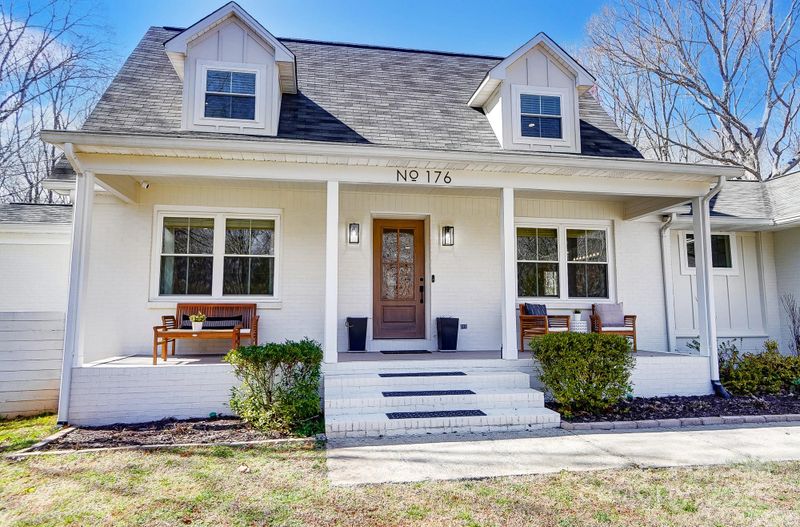 176 Chestnut Ln, Gastonia, NC 28052