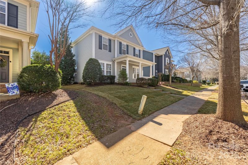 17818 Overland Forest Dr, Cornelius, NC 28031