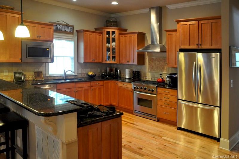 2609 Laburnum Ave, Charlotte, NC 28205