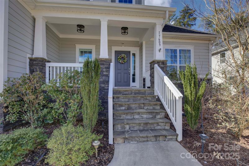 17609 Caddy Ct, Charlotte, NC 28278