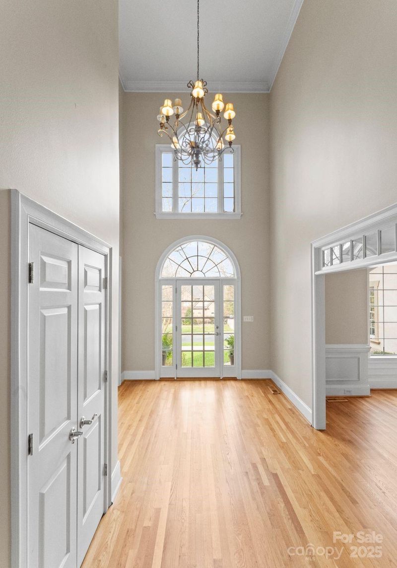 1025 Seminole Dr, Waxhaw, NC 28173