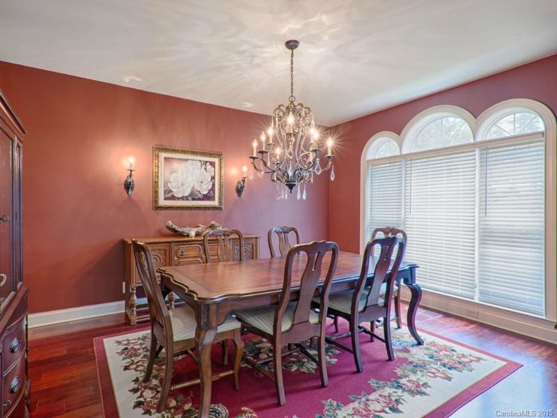 2677 Trent Pines Ct, Sherrills Ford, NC 28673