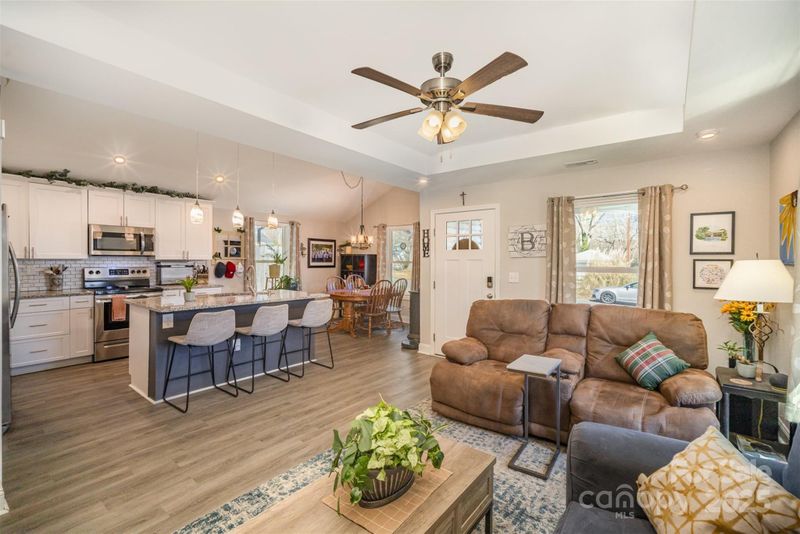 1016 E 10th St, Kannapolis, NC 28083