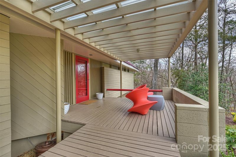 6366 Sharon Hills Rd, Charlotte, NC 28210