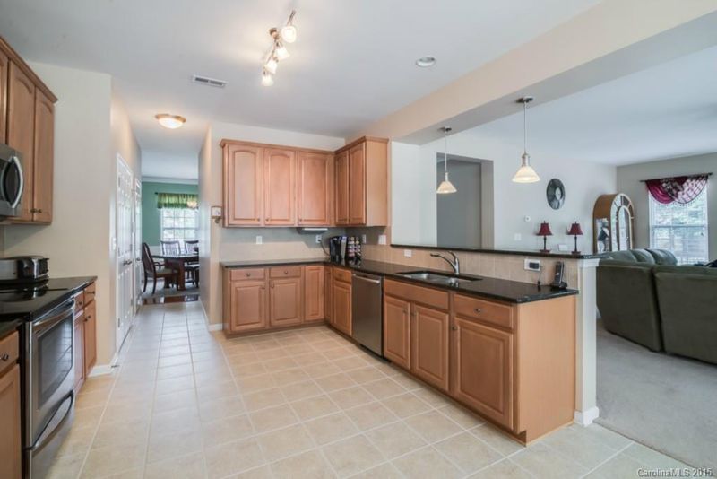 4013 Cloud View Ln, Indian Trail, NC 28079