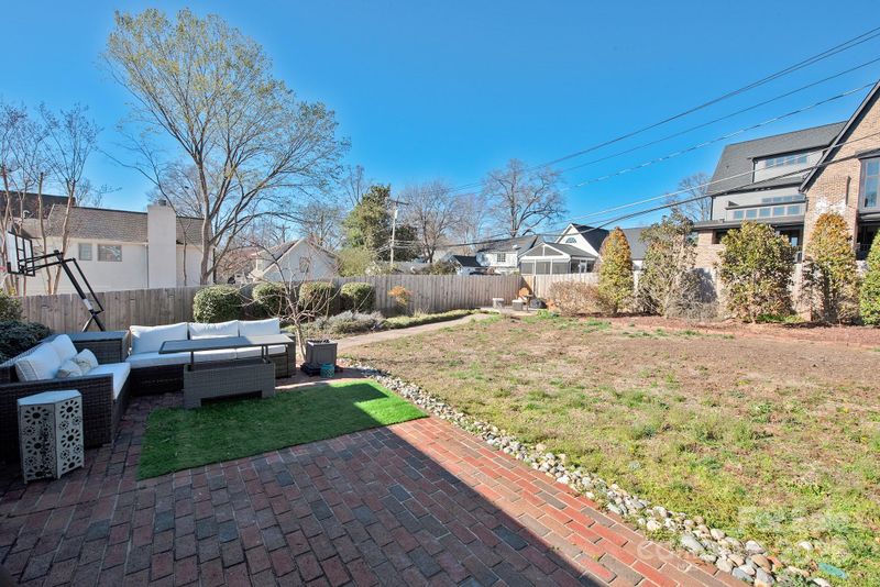 228 Wales Ave, Charlotte, NC 28209